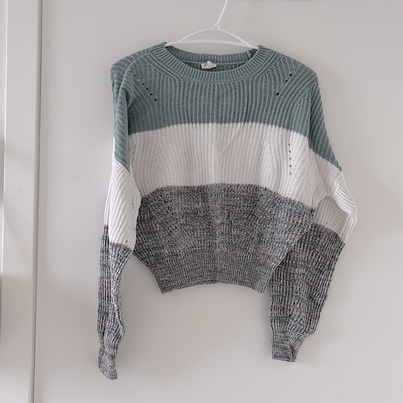 2x Garage sweaters - Picture 2 of 2